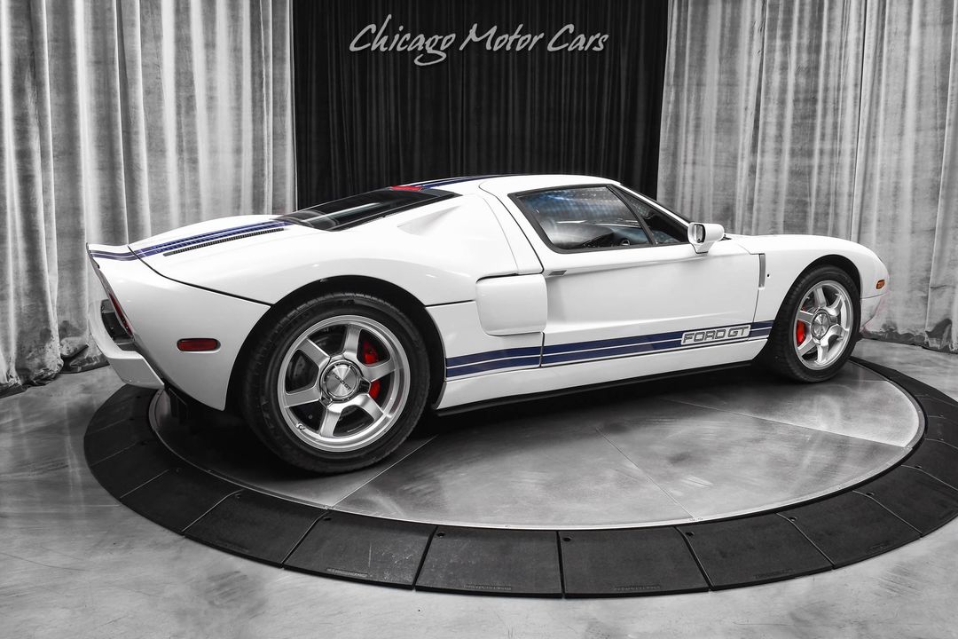 2005 Ford GT