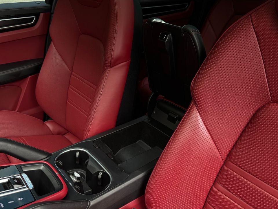 2022 Porsche Cayenne