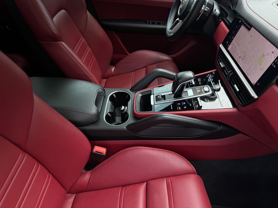 2022 Porsche Cayenne