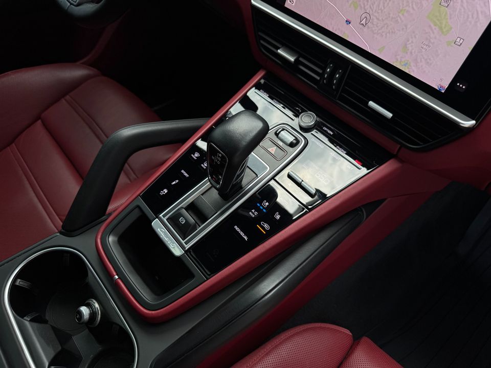 2022 Porsche Cayenne