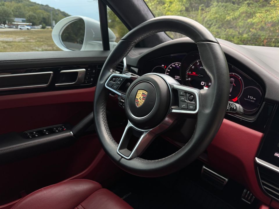 2022 Porsche Cayenne