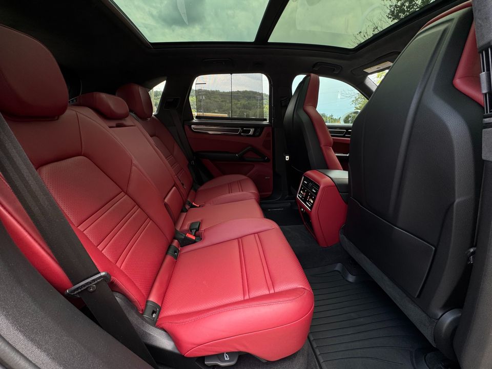 2022 Porsche Cayenne