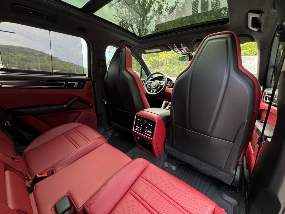 2022 Porsche Cayenne