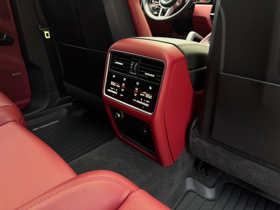 2022 Porsche Cayenne