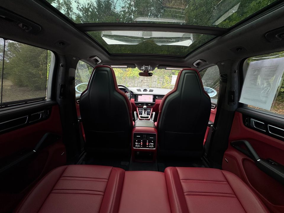 2022 Porsche Cayenne