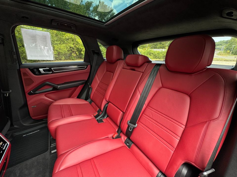 2022 Porsche Cayenne