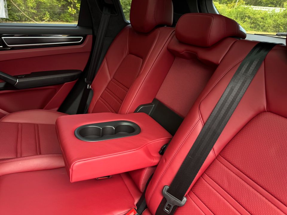 2022 Porsche Cayenne