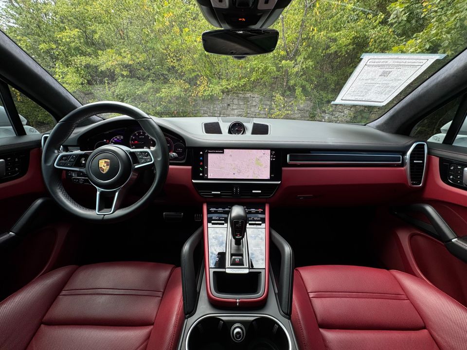 2022 Porsche Cayenne