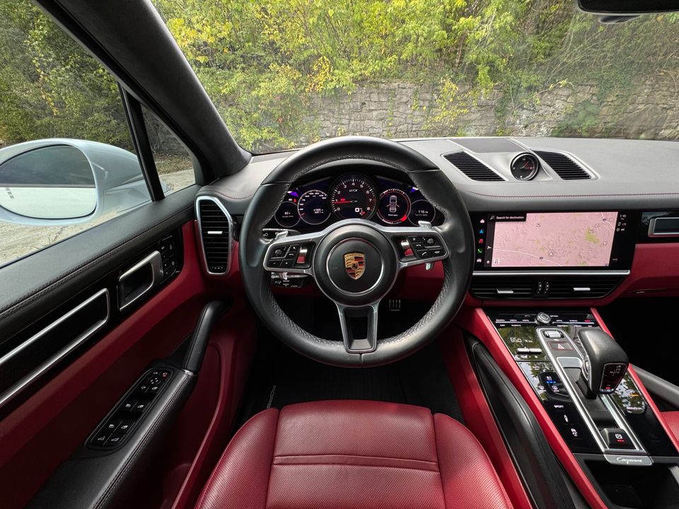 2022 Porsche Cayenne