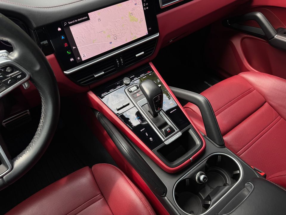 2022 Porsche Cayenne