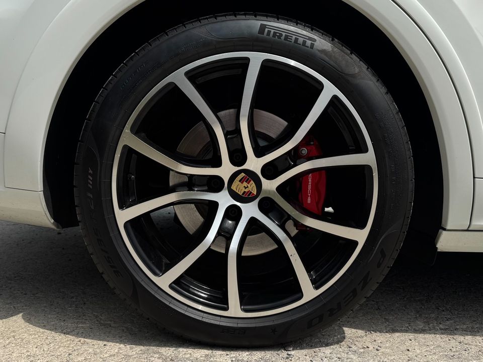 2022 Porsche Cayenne