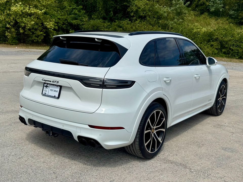 2022 Porsche Cayenne