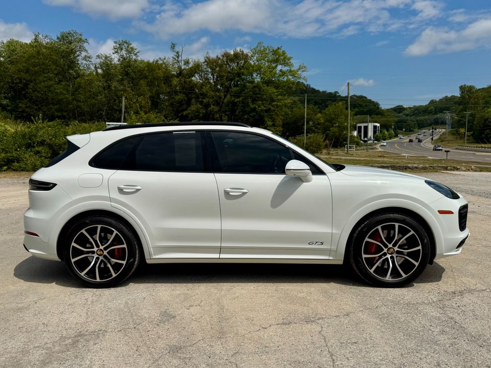 2022 Porsche Cayenne