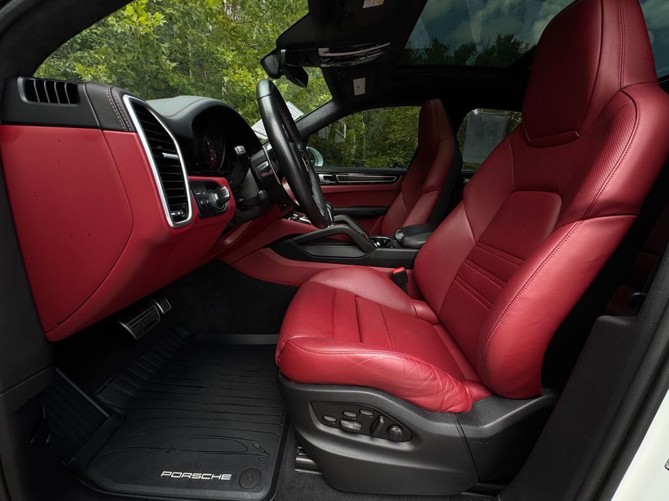 2022 Porsche Cayenne
