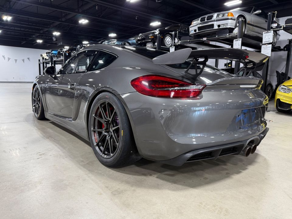2016 PORSCHE CAYMAN GT4