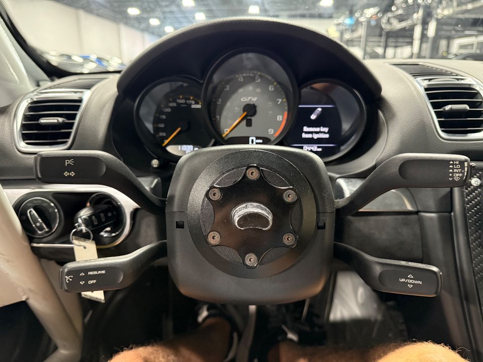 2016 PORSCHE CAYMAN GT4