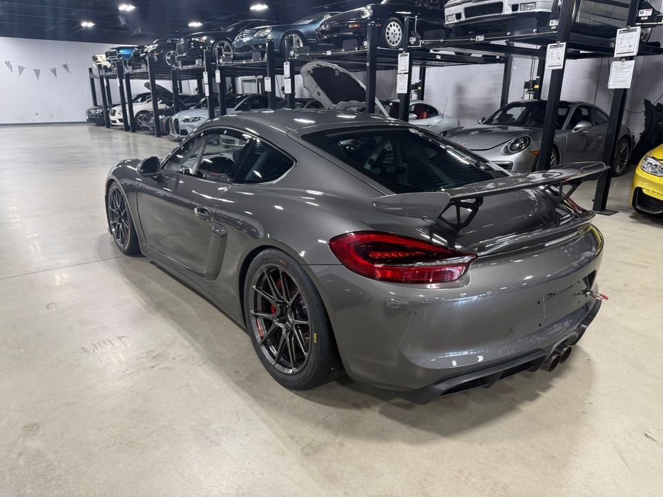 2016 PORSCHE CAYMAN GT4