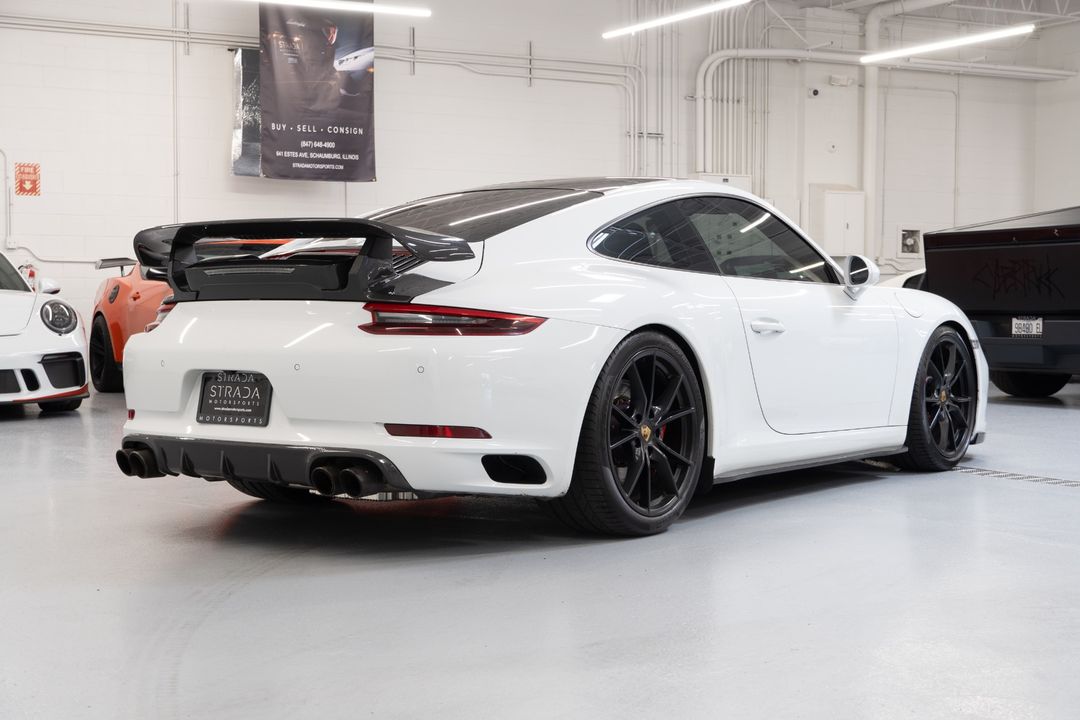 2017 Porsche 911