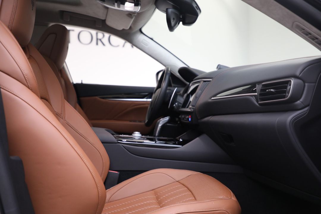 2022 Maserati Levante