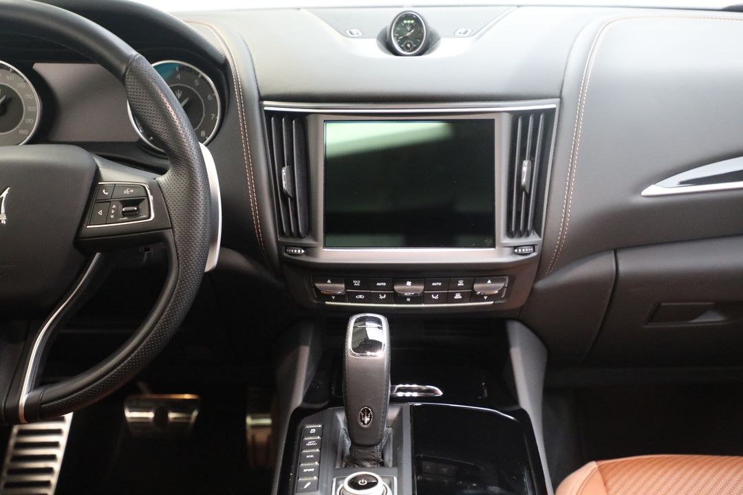 2022 Maserati Levante