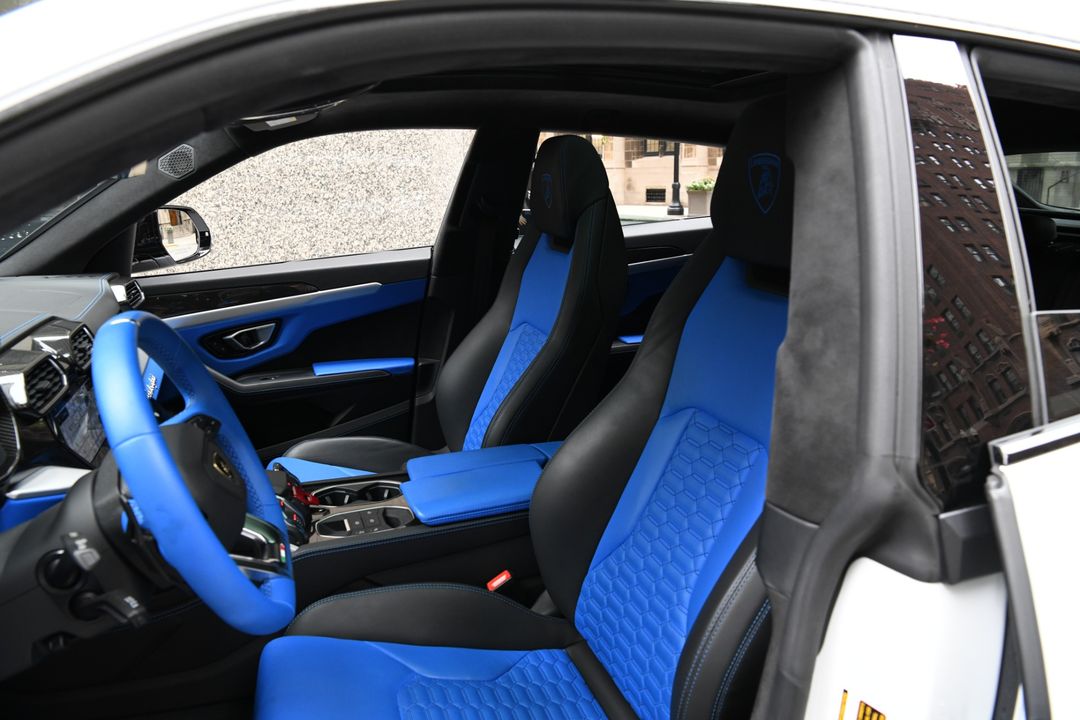 2022 Lamborghini Urus