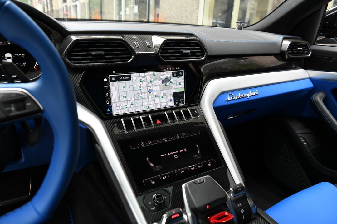 2022 Lamborghini Urus