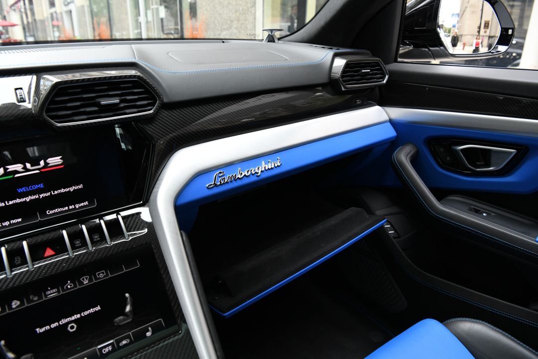 2022 Lamborghini Urus