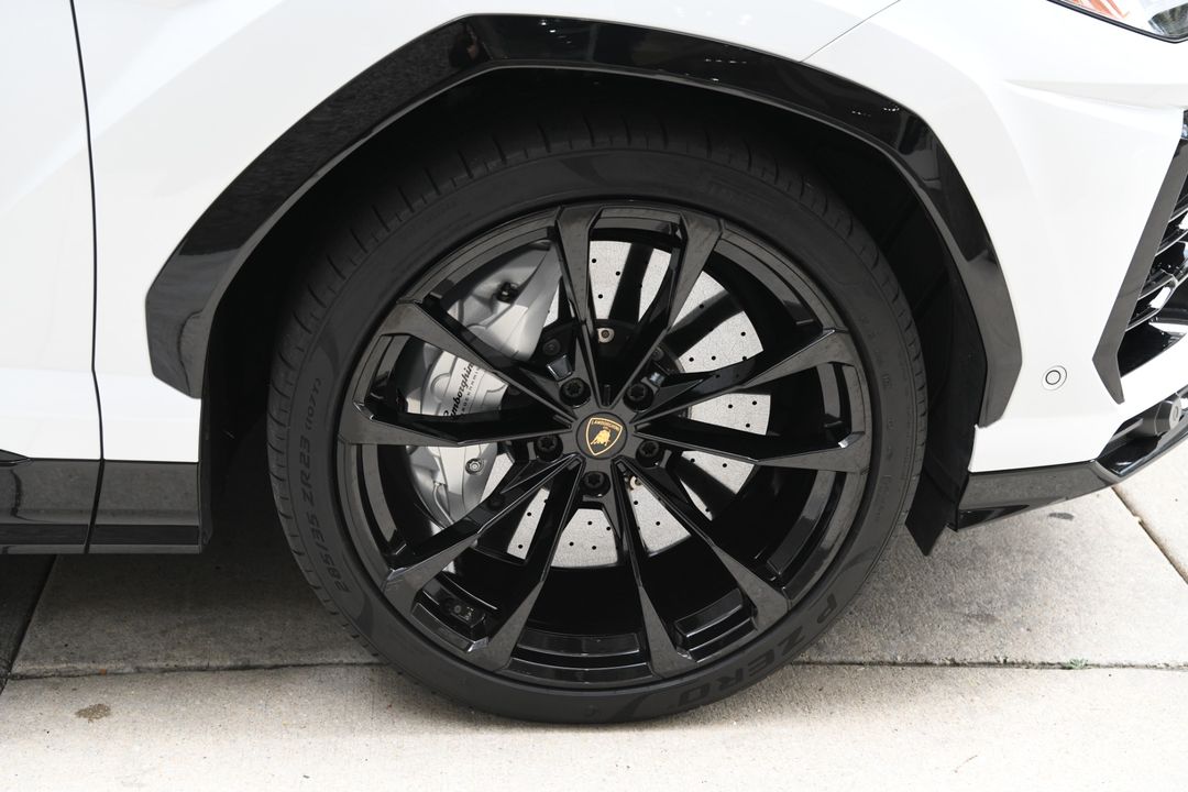 2022 Lamborghini Urus