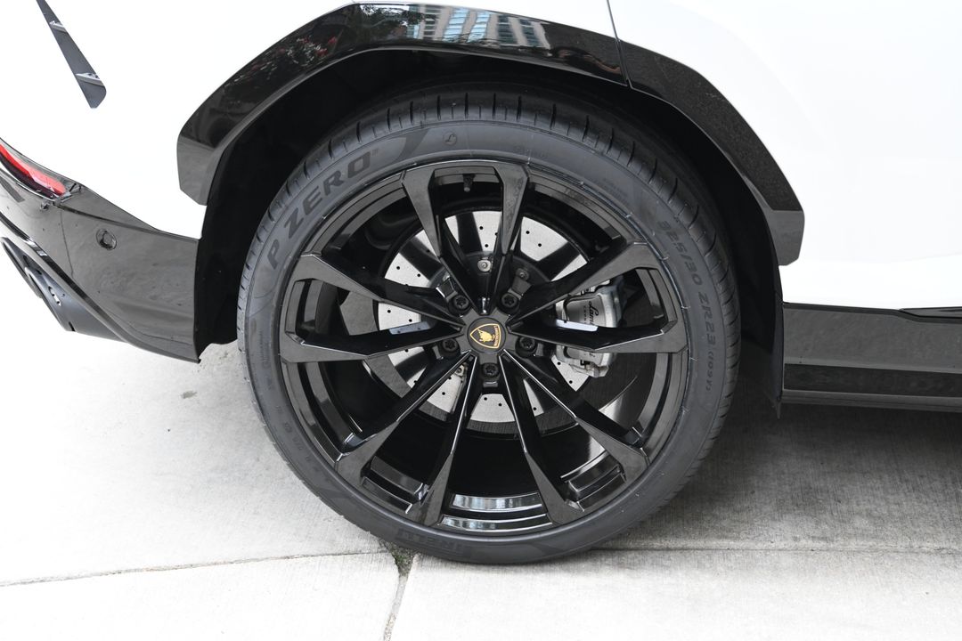 2022 Lamborghini Urus