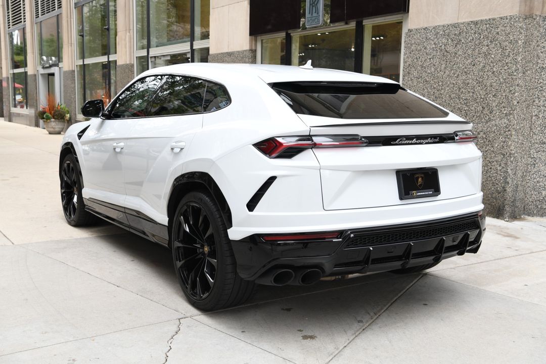 2022 Lamborghini Urus