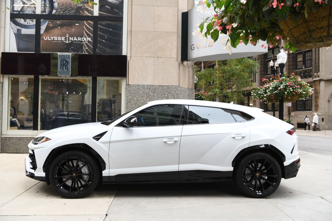 2022 Lamborghini Urus