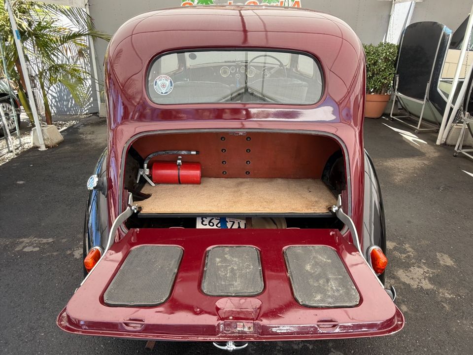 1948 STANDARD triumph