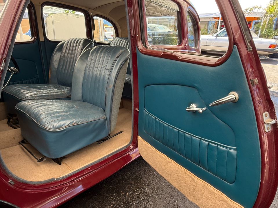1948 STANDARD triumph