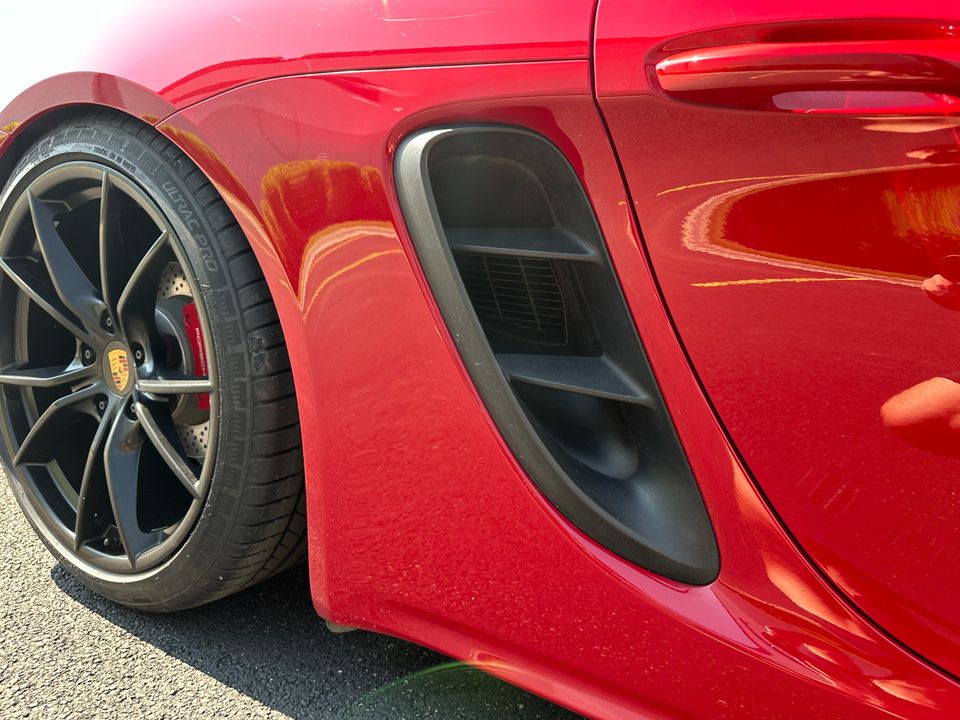 2018 Porsche 718 Cayman