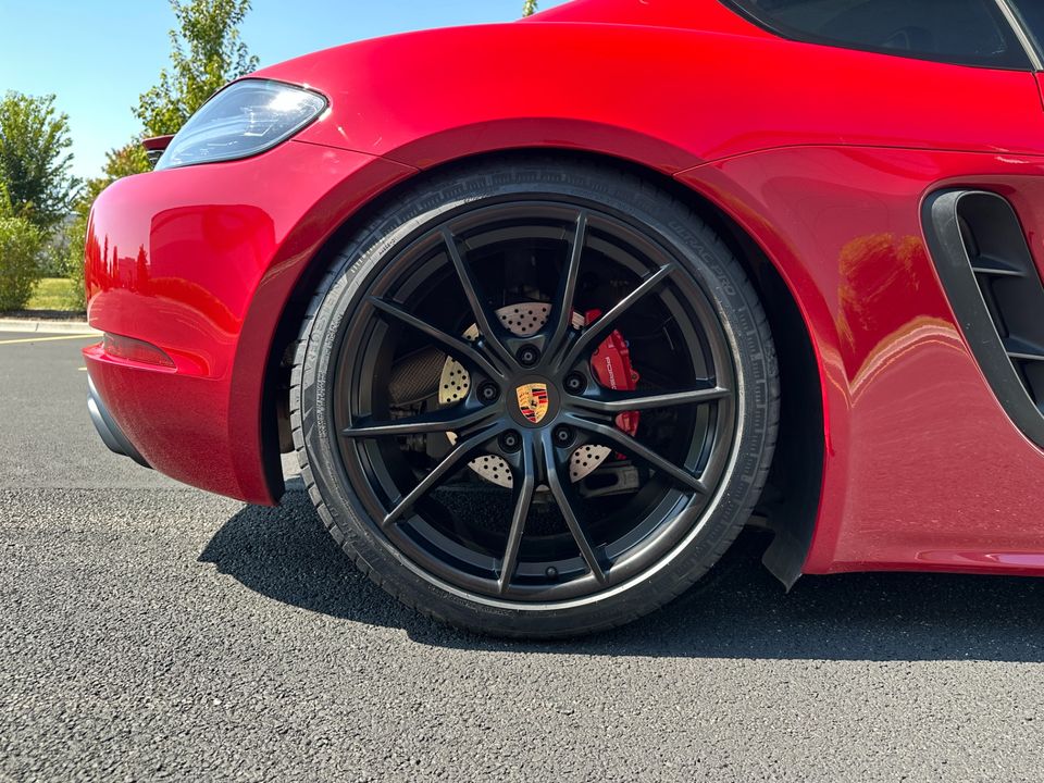 2018 Porsche 718 Cayman