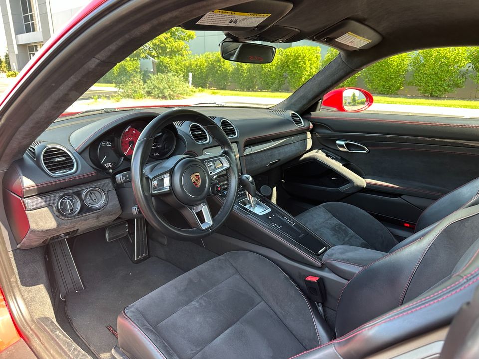 2018 Porsche 718 Cayman