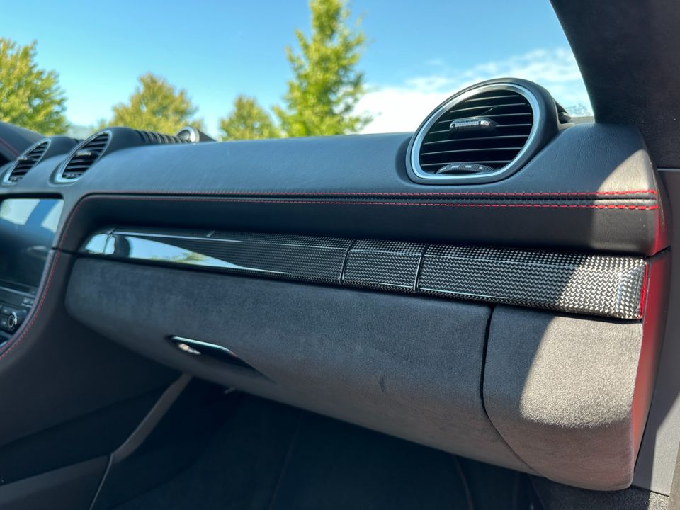 2018 Porsche 718 Cayman