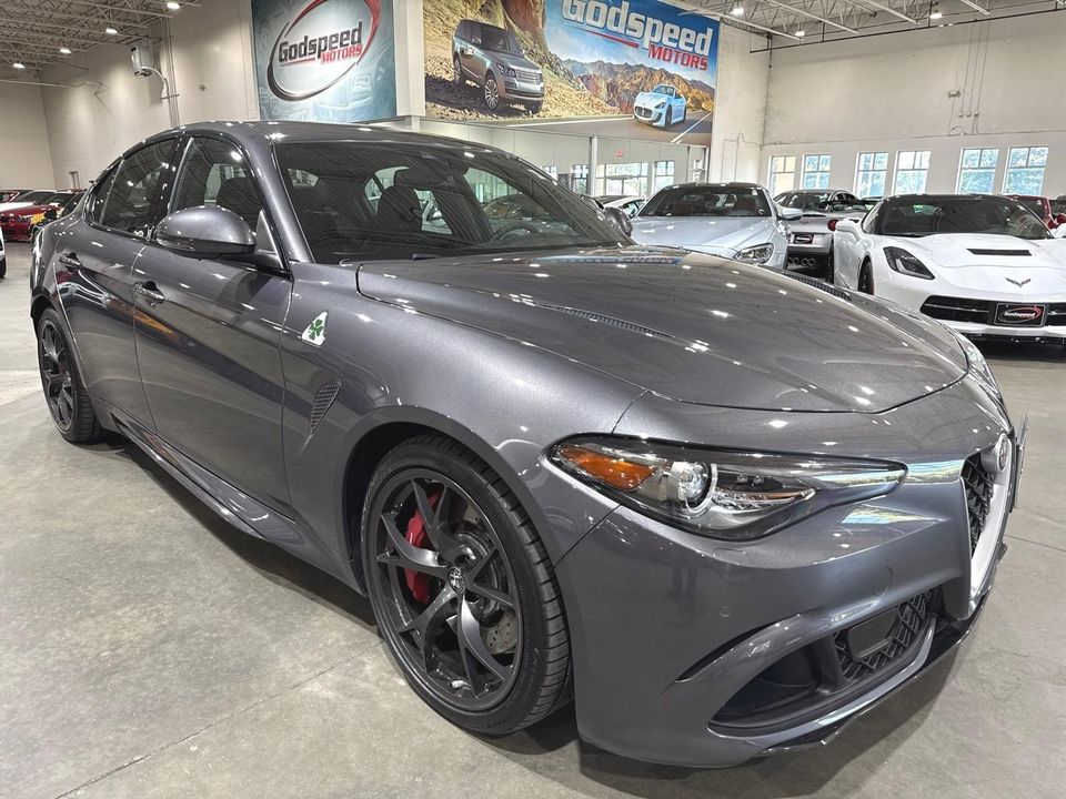 2017 Alfa Romeo Giulia Quadrifoglio