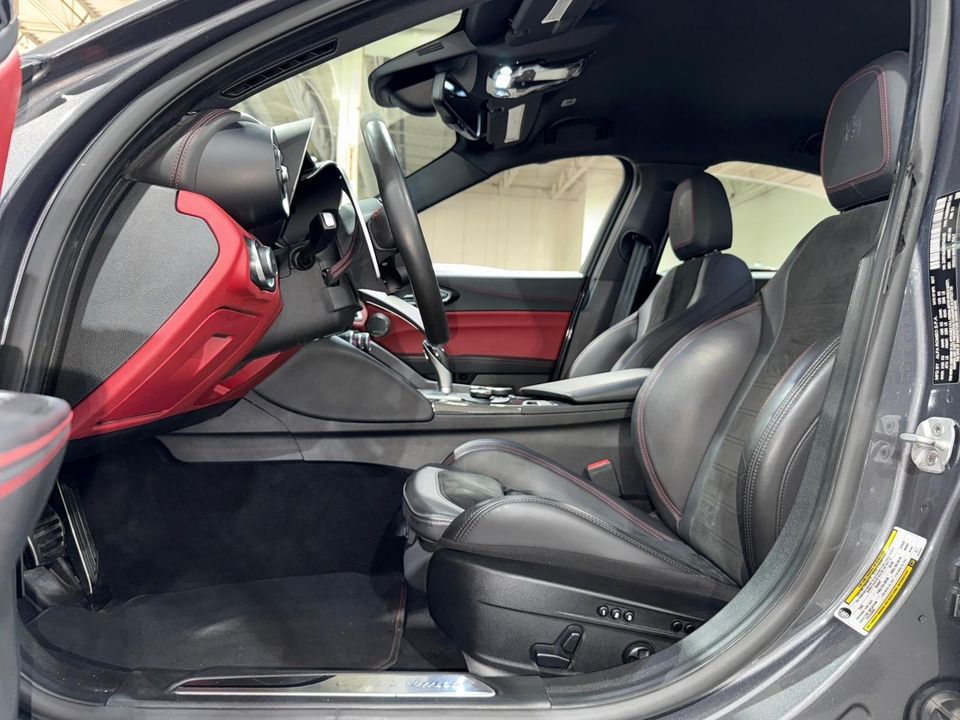 2017 Alfa Romeo Giulia Quadrifoglio