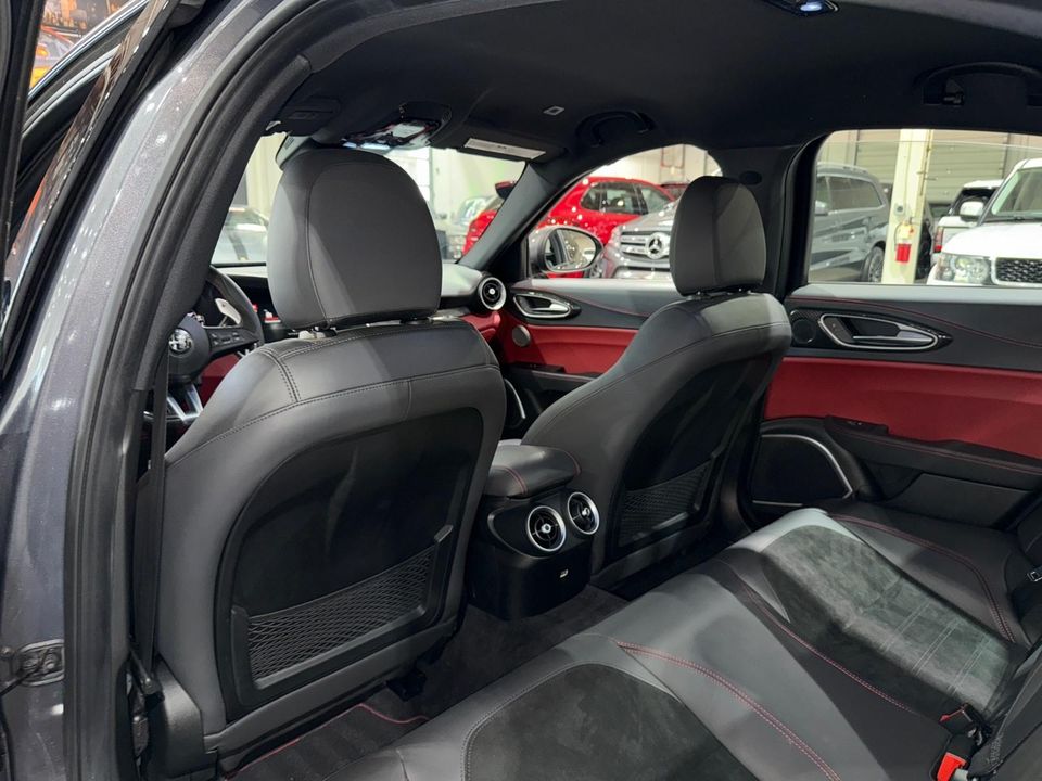 2017 Alfa Romeo Giulia Quadrifoglio