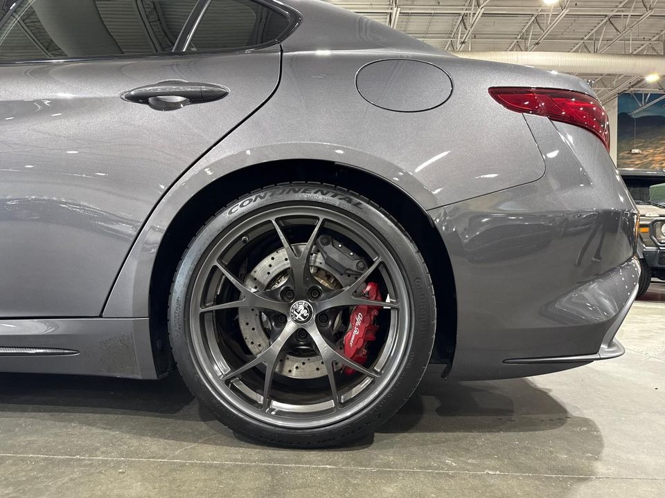 2017 Alfa Romeo Giulia Quadrifoglio