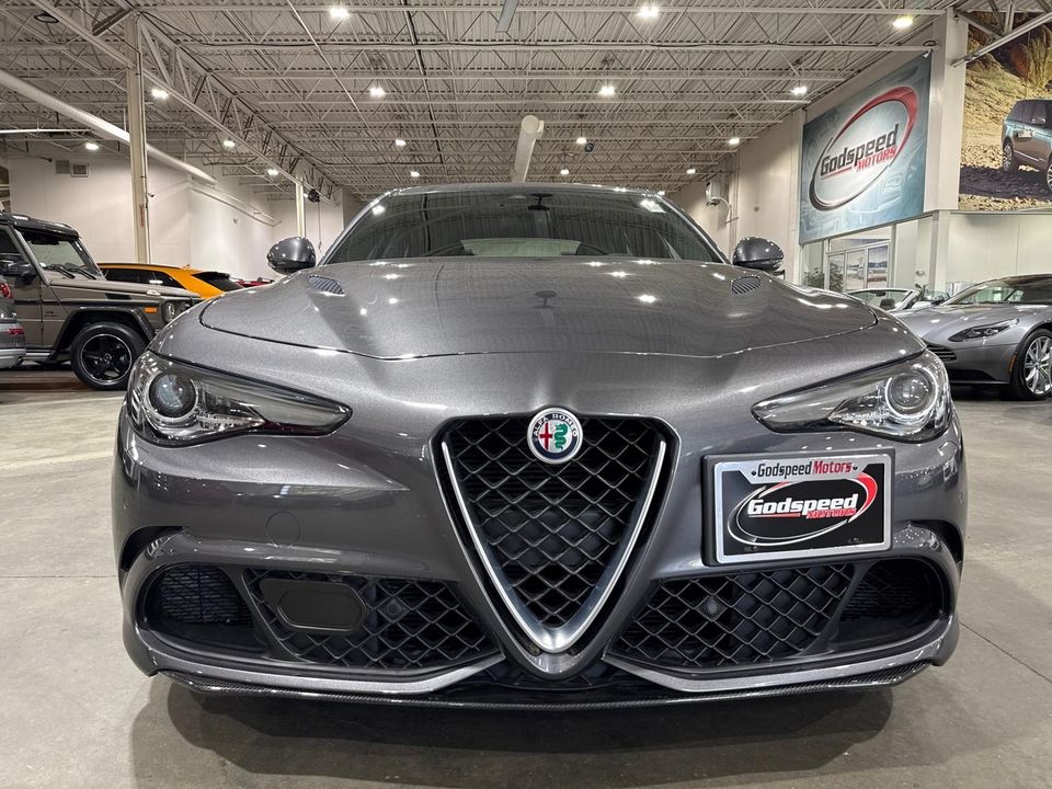 2017 Alfa Romeo Giulia Quadrifoglio