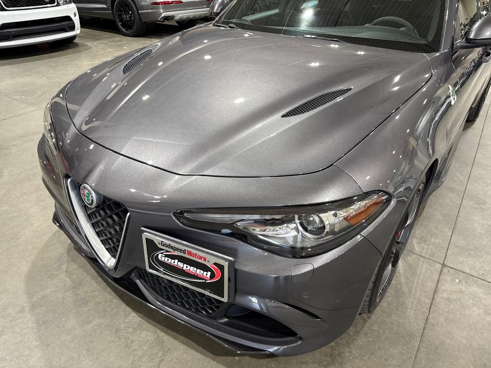 2017 Alfa Romeo Giulia Quadrifoglio