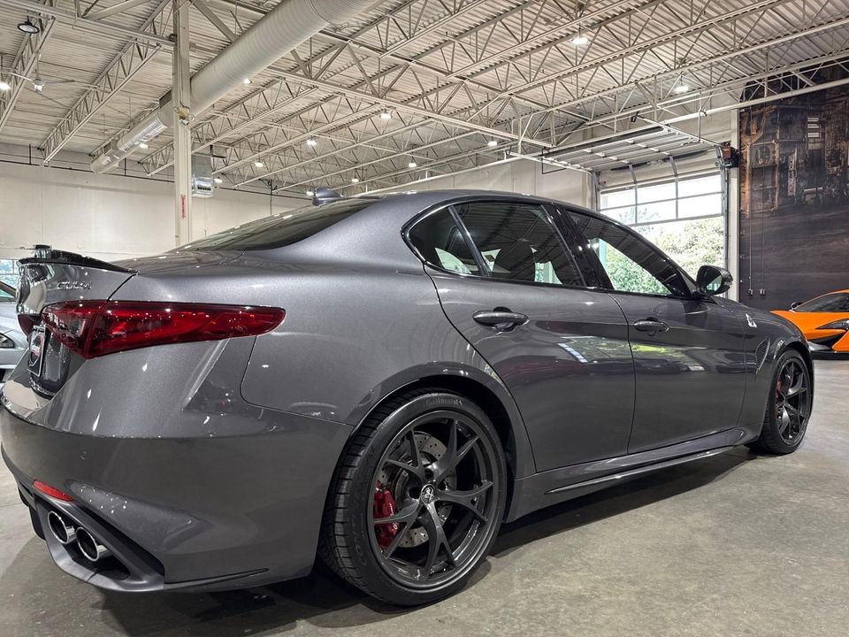 2017 Alfa Romeo Giulia Quadrifoglio