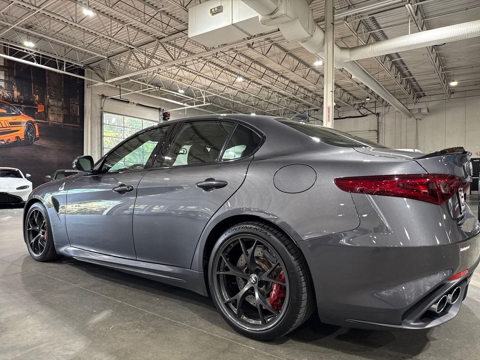 2017 Alfa Romeo Giulia Quadrifoglio