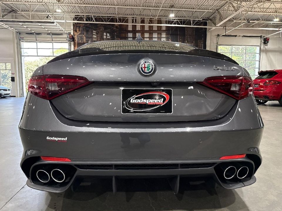 2017 Alfa Romeo Giulia Quadrifoglio
