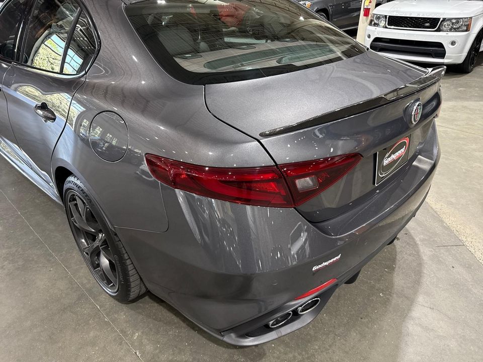 2017 Alfa Romeo Giulia Quadrifoglio