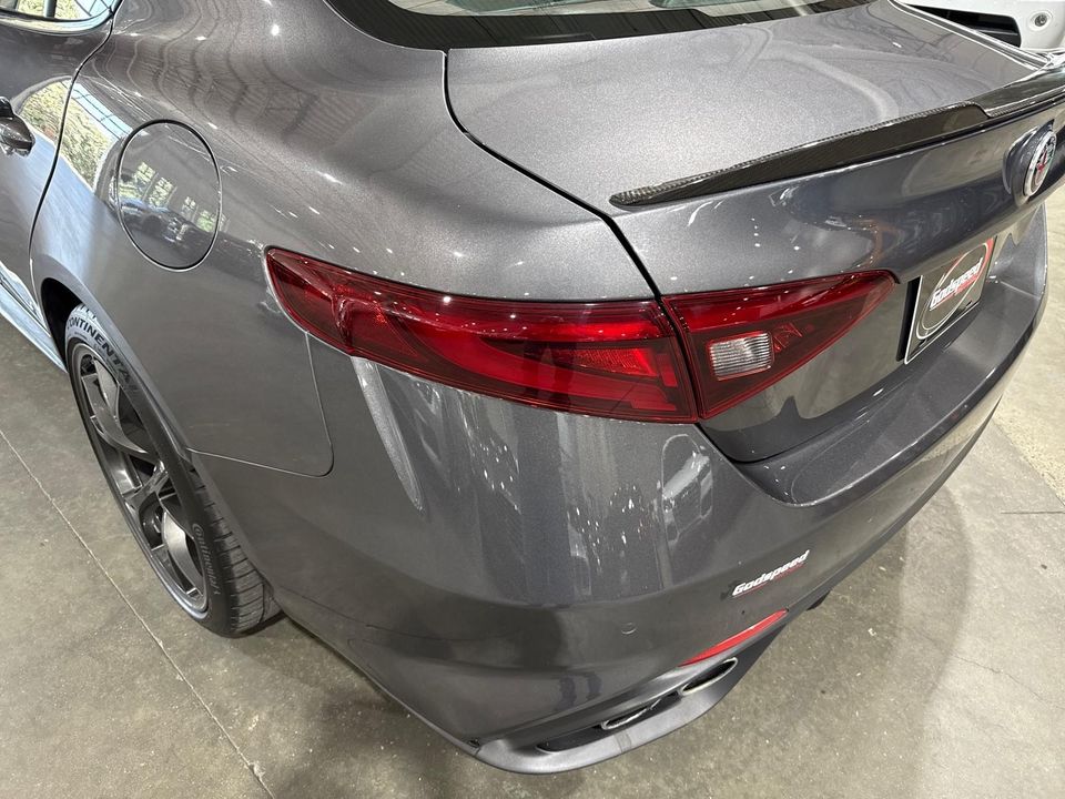 2017 Alfa Romeo Giulia Quadrifoglio