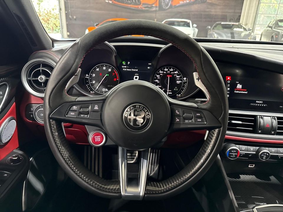 2017 Alfa Romeo Giulia Quadrifoglio