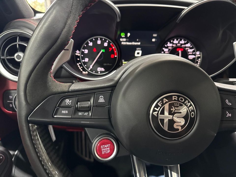 2017 Alfa Romeo Giulia Quadrifoglio